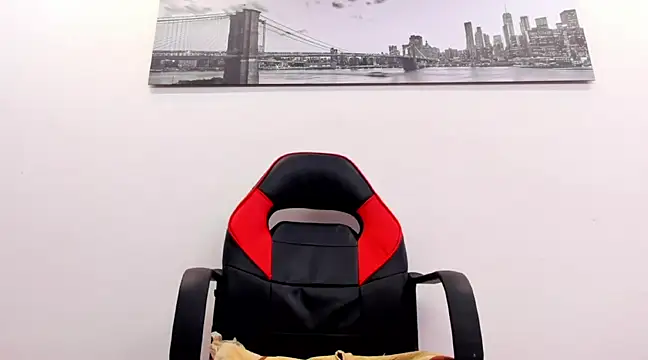 Snapshot of carlos_alber12 chatting on 02.28.25 carlos alber12 online show from 02.28.25