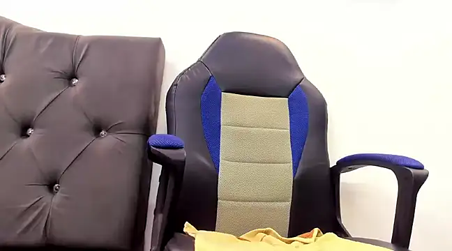 Snapshot of carlos_alber12 chatting on 03.05.25 carlos alber12 online show from 03.05.25