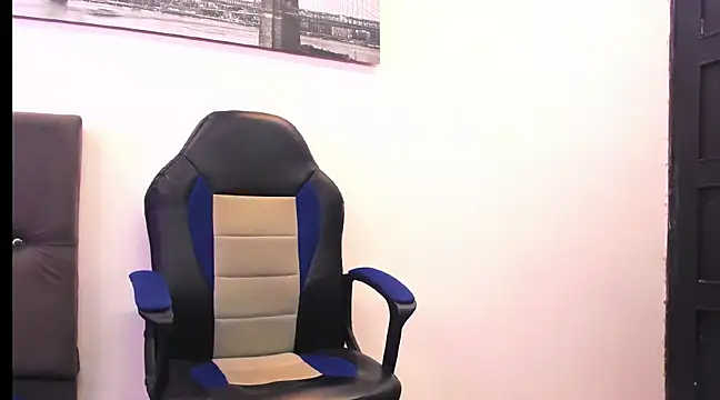 Snapshot of carlos_alber12 chatting on 03.16.25 carlos alber12 online show from 03.16.25