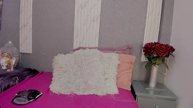 Alahia Am online show from 02.06.25