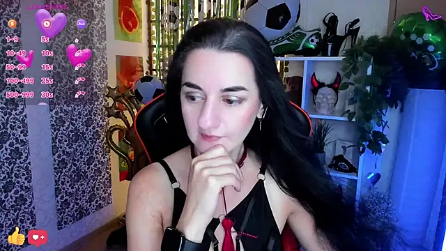 Snapshot of JessicaAlfo chatting on 07.11.26 JessicaAlfo online show from 07.11.26