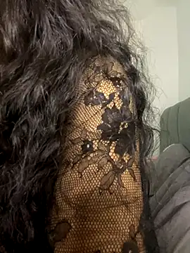 Snapshot of Lobna-alami chatting on 09.16.25 Lobna-alami online show from 09.16.25