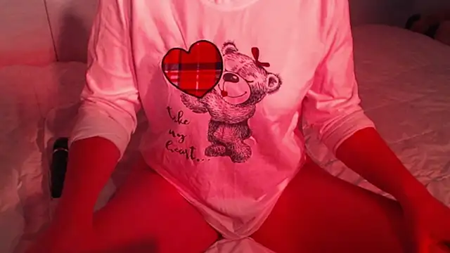 Snapshot of sweetchani666 chatting on 11.30.25 sweetchani666 online show from 11.30.25