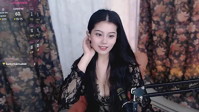cat-lady-6688 online show from 03.08.25