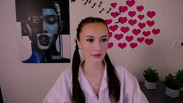 Snapshot of Nikonara_Love chatting on 01.23.25 Nikonara Love online show from 01.23.25