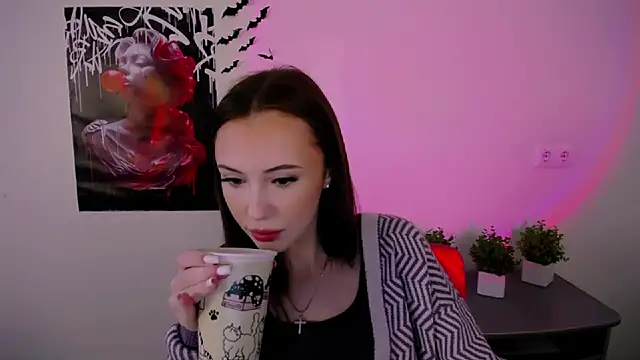 Snapshot of Nikonara_Love chatting on 02.10.25 Nikonara Love online show from 02.10.25
