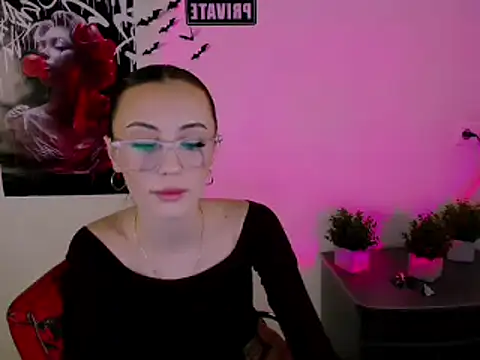 Snapshot of Nikonara_Love chatting on 03.09.25 Nikonara Love online show from 03.09.25
