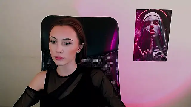 Snapshot of Nikonara_Love chatting on 03.18.25 Nikonara Love online show from 03.18.25