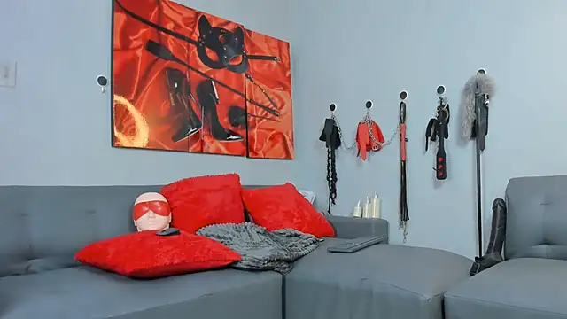 Snapshot of KaramStone chatting on 02.24.25 KaramStone online show from 02.24.25