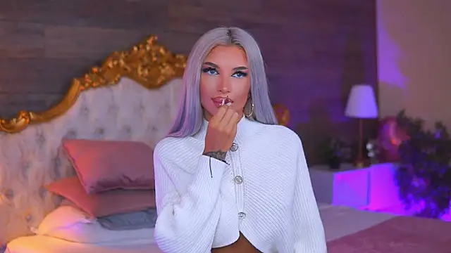 Juicy Jessye online show from 05.10.26