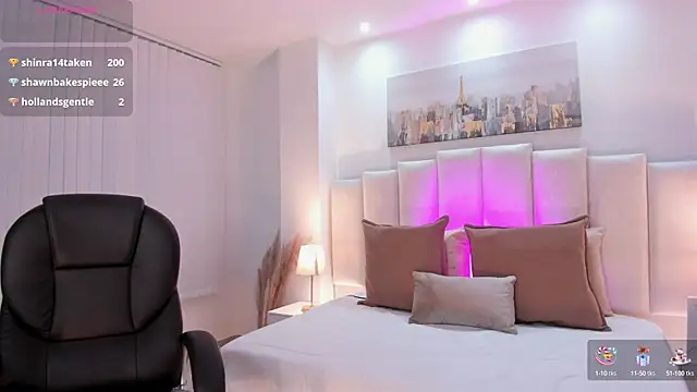 Layla Breezee online show from 09.12.25