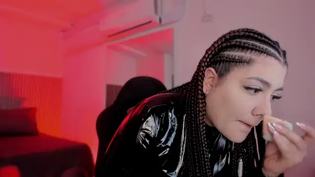 bonnieAn online show from 11.23.25