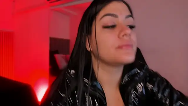 Snapshot of bonnieAn chatting on 04.15.26 bonnieAn online show from 04.15.26