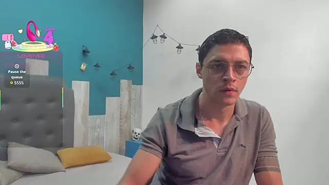 Frank Millers online show from 10.15.25