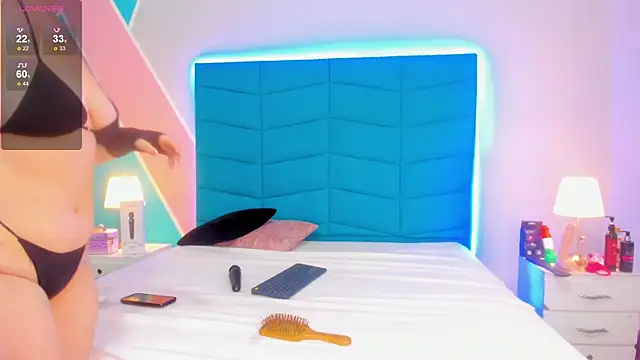 Snapshot of Luciana_brown_ chatting on 01.20.25 Luciana brown  online show from 01.20.25