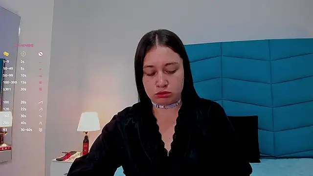 Snapshot of Luciana_brown_ chatting on 01.27.25 Luciana brown  online show from 01.27.25