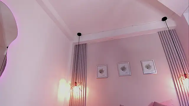 Snapshot of redvelvet__7 chatting on 02.01.25 redvelvet 7 online show from 02.01.25