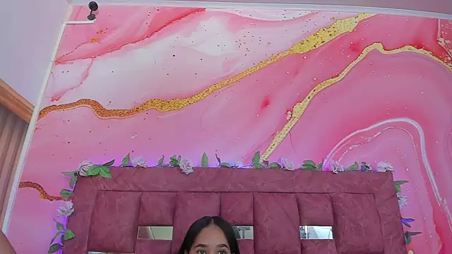 Snapshot of scarlett__evans_ chatting on 07.14.26 scarlett evans online show from 07.14.26