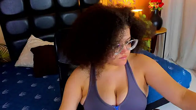 Snapshot of lilith_mesa chatting on 02.25.25 lilith mesa online show from 02.25.25