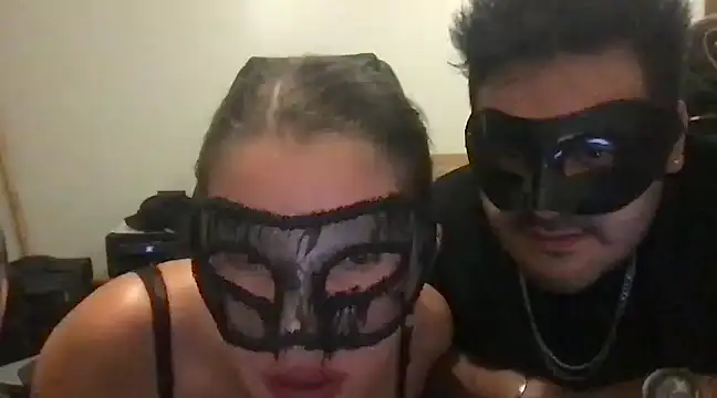 Snapshot of shycoouple1 chatting on 01.21.25 shycoouple1 online show from 01.21.25