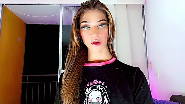 Snapshot of lucyangel_11 chatting on 02.07.25 lucyangel 11 online show from 02.07.25