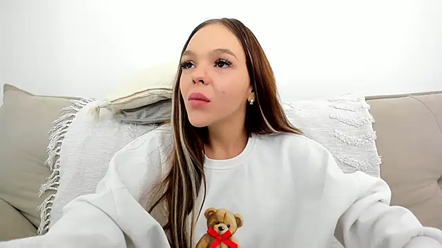 Daisy Abby online show from 02.24.25