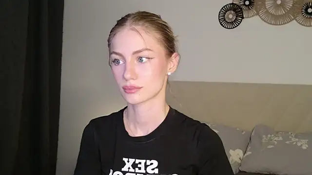 Snapshot of GabriellaOlsen chatting on 05.31.26 GabriellaOlsen online show from 05.31.26