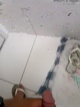 Snapshot of Trixboy201 chatting on 10.22.25 Trixboy201 online show from 10.22.25