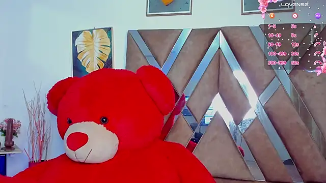 Snapshot of Stela__Gs chatting on 02.05.25 Stela Gs online show from 02.05.25