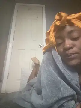 Snapshot of Meerawantsyou chatting on 02.06.25 Meerawantsyou online show from 02.06.25