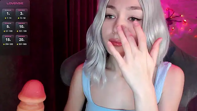 Ohmy Nora  online show from 11.15.25