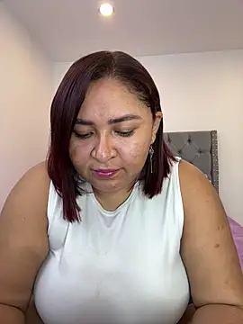Snapshot of KarlaWild chatting on 03.15.25 KarlaWild online show from 03.15.25
