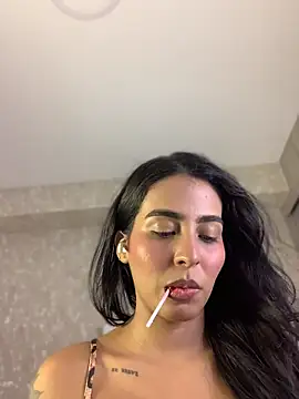 Snapshot of genesissara chatting on 06.27.26 genesissara online show from 06.27.26