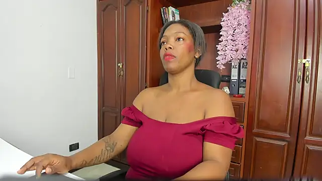 ValkiriaContee online show from 09.26.25