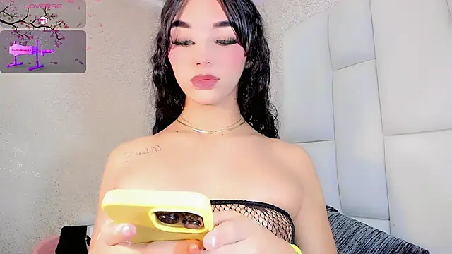 Angeles Busst online show from 10.08.25