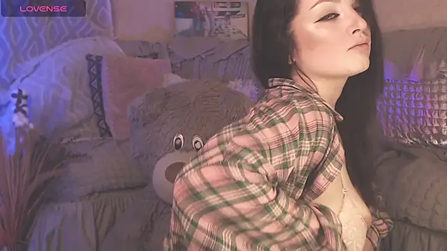 Snapshot of BritneyBarker chatting on 01.02.25 BritneyBarker online show from 01.02.25