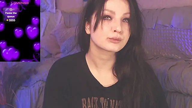 Snapshot of BritneyBarker chatting on 01.23.25 BritneyBarker online show from 01.23.25