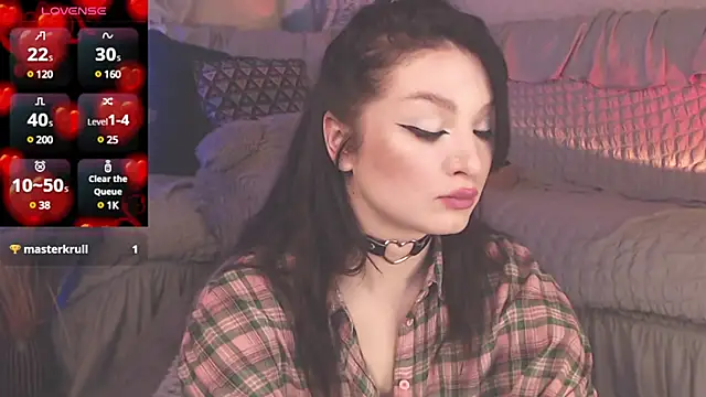 Snapshot of BritneyBarker chatting on 03.12.25 BritneyBarker online show from 03.12.25