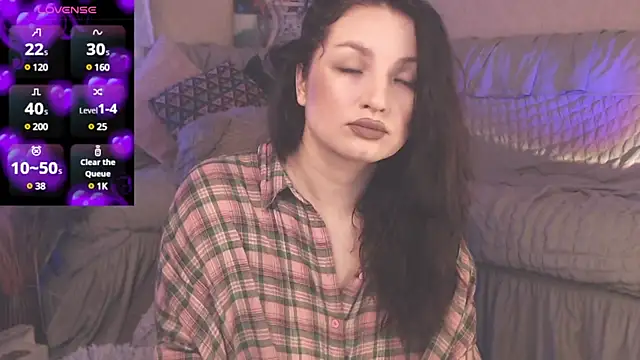 Snapshot of BritneyBarker chatting on 03.13.25 BritneyBarker online show from 03.13.25