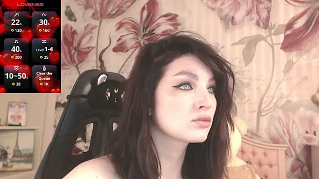 Snapshot of BritneyBarker chatting on 09.10.25 BritneyBarker online show from 09.10.25