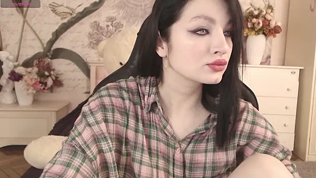 Snapshot of BritneyBarker chatting on 02.11.26 BritneyBarker online show from 02.11.26