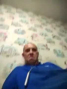 MaxDevilWhite online show from 11.25.25