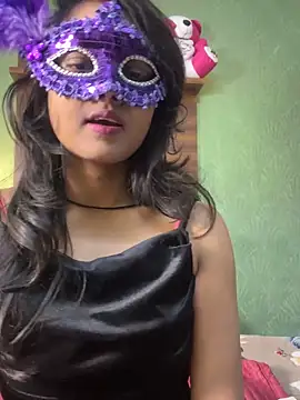 Snapshot of Richa_Madness chatting on 02.08.25 Richa Madness online show from 02.08.25