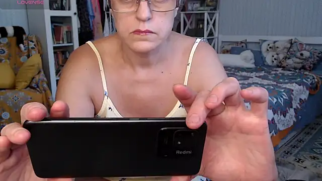 Snapshot of Soffya_Soy chatting on 07.14.26 Soffya Soy online show from 07.14.26