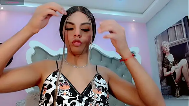 CamiiGarcia online show from 03.17.25