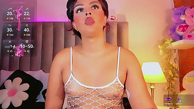 CamiiGarcia online show from 10.05.25