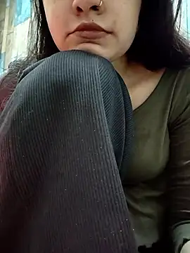 cute IndianBabe online show from 01.11.26