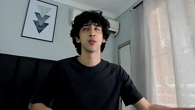 Alezzandro  online show from 03.04.25