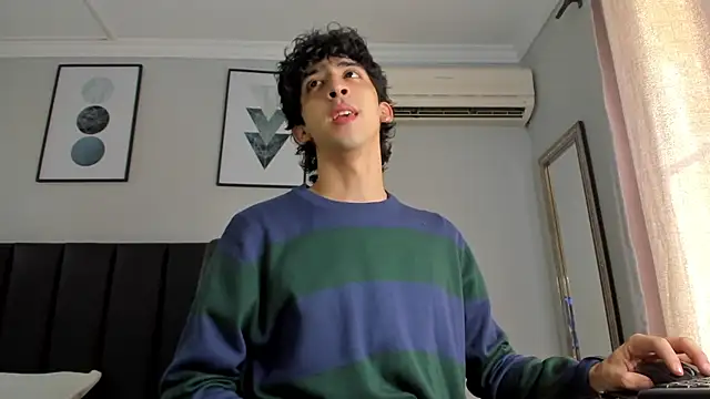 Alezzandro  online show from 03.20.25