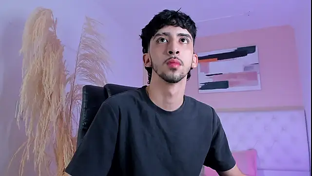 Alezzandro  online show from 09.21.25